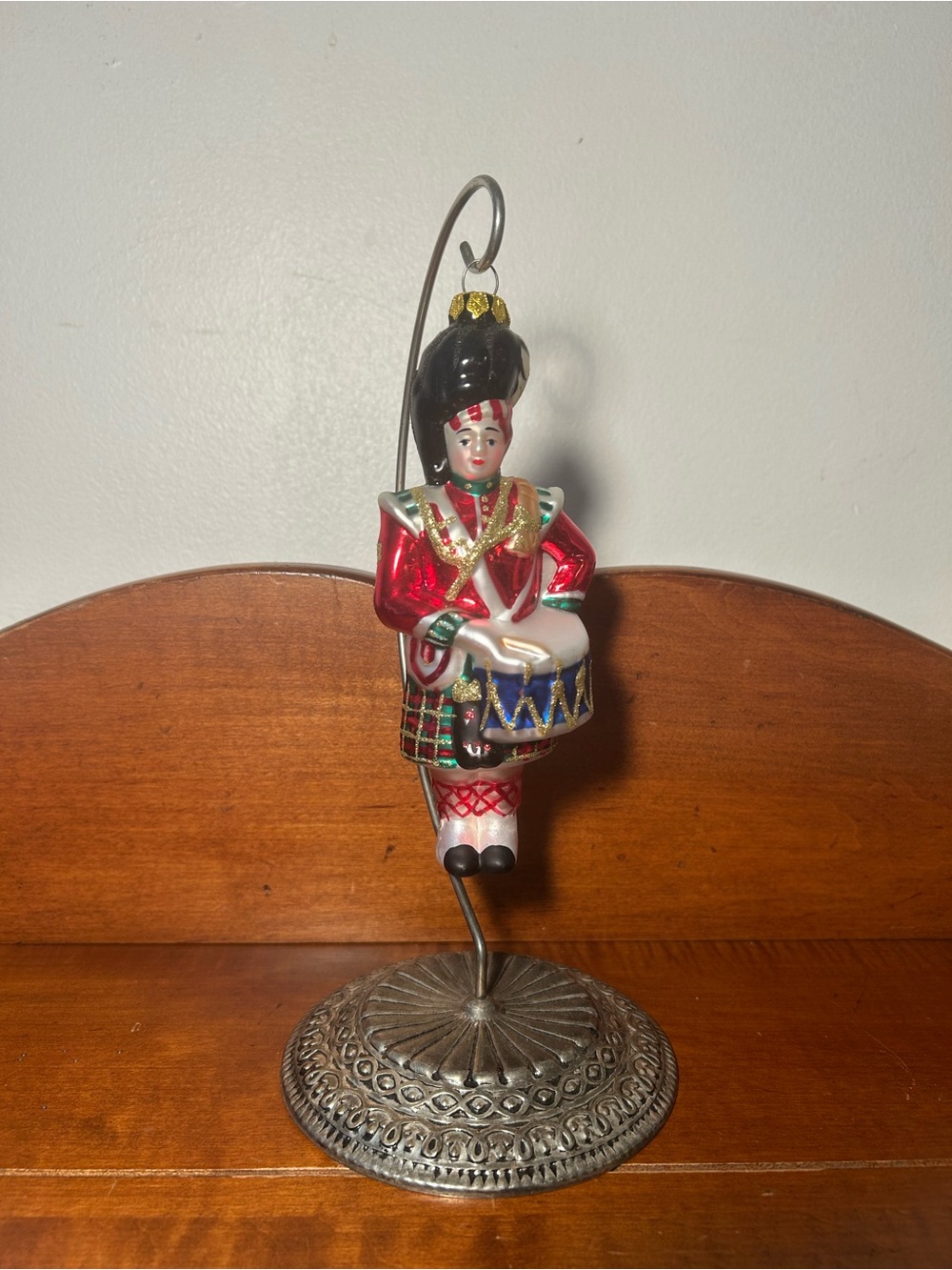 Holiday Scottish Drummer Ornament - Red and Green